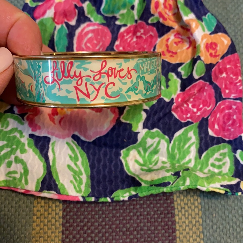 Lilly Pulitzer Print Gold Bangle Bracelet - Picture 2 of 4